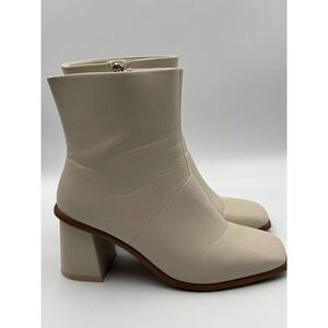 Time and Tru Womens Cream Square Toe Block Heel Ankle Boots WMTT42FM018L Size 10